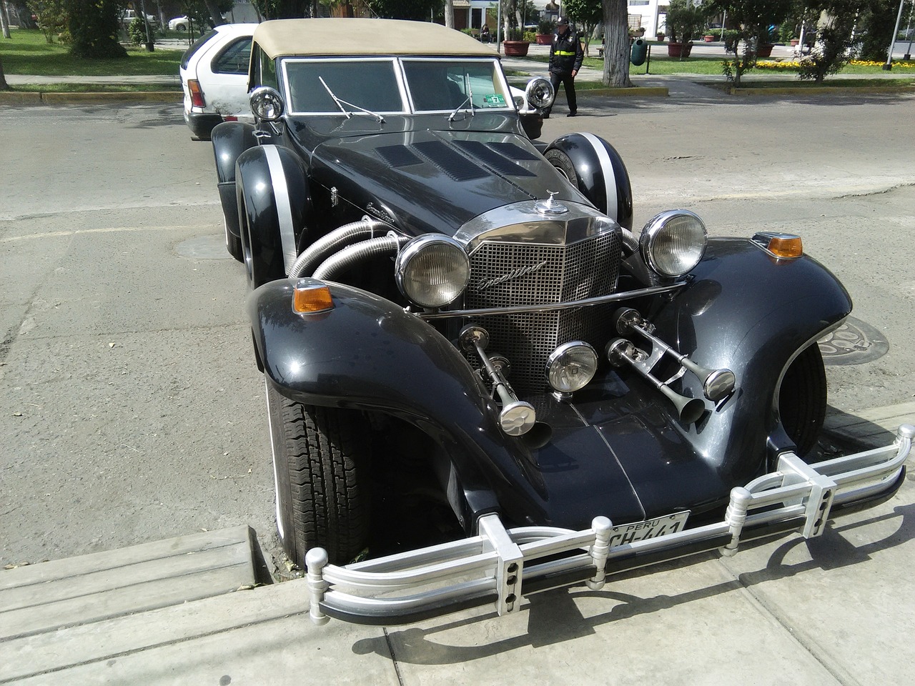 寧波二手車交易市場(chǎng)，繁榮車市中的交易舞臺(tái)