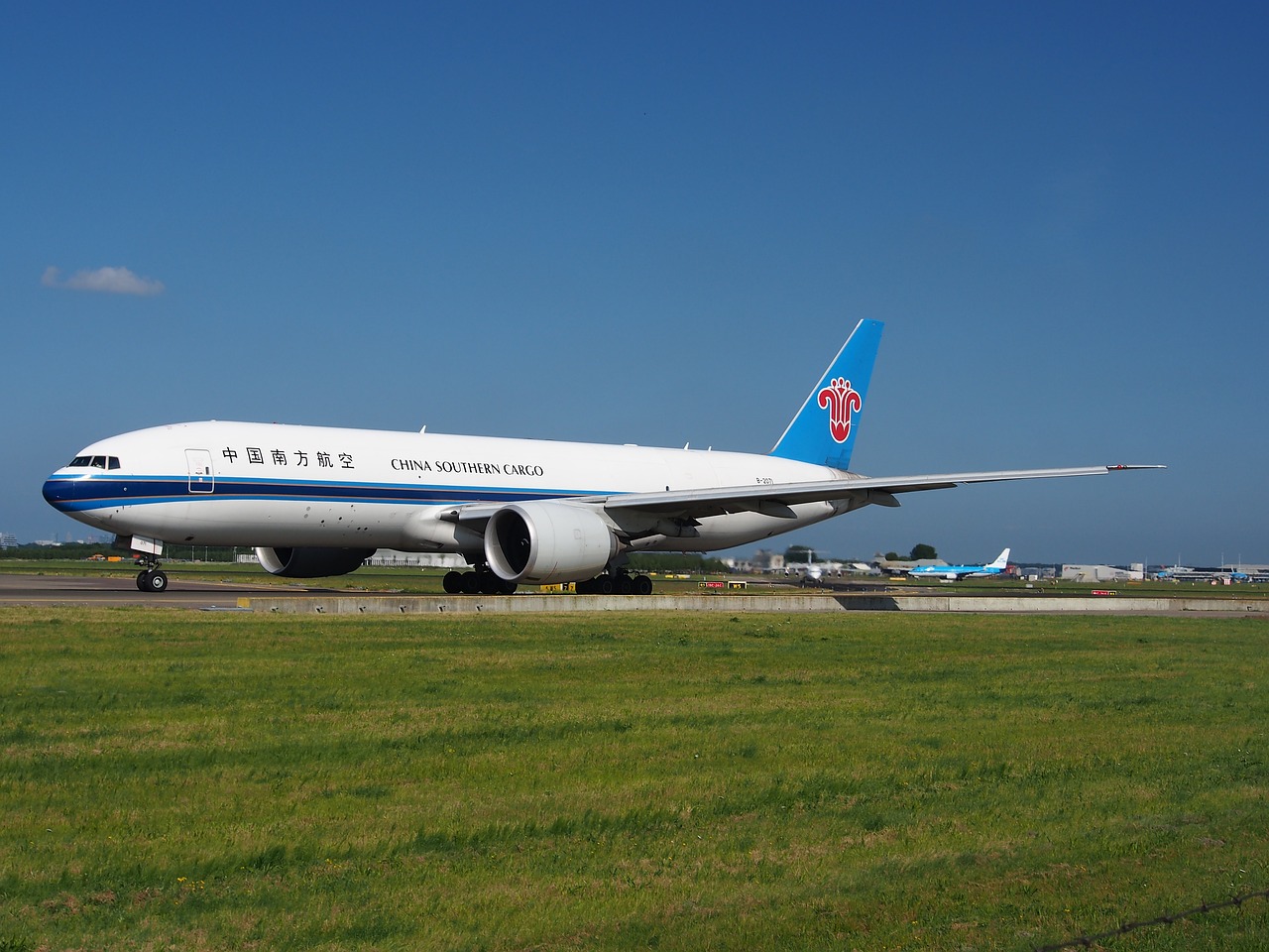 南方航空600029，中國(guó)航空業(yè)的翹楚探索